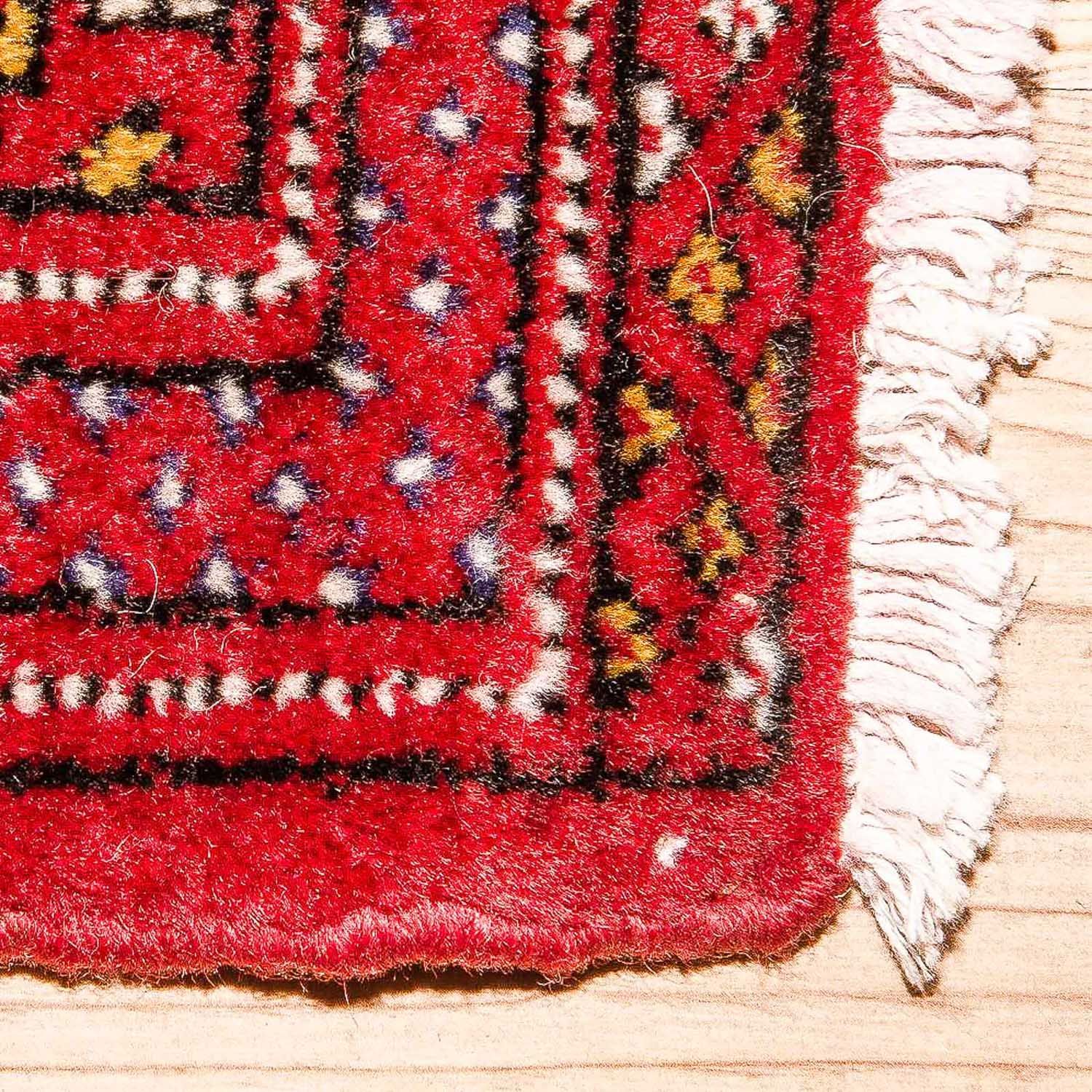 Turkaman Rug - 140 x 70 cm - red