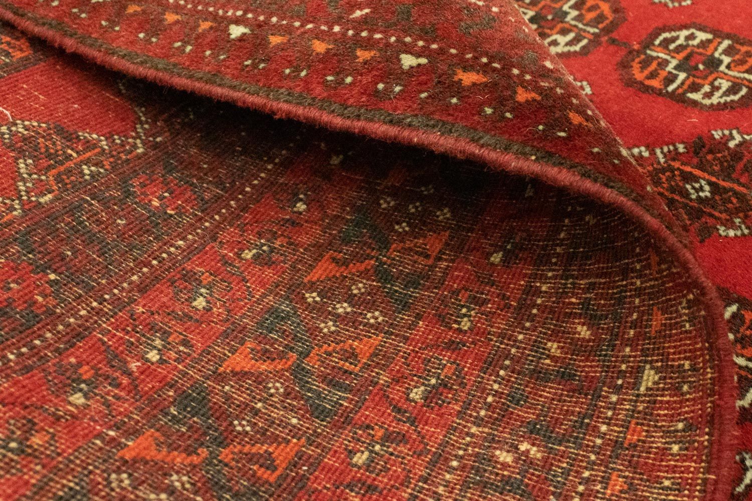 Turkaman Rug - 189 x 153 cm - red