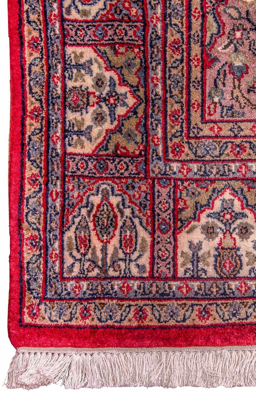 Oriental Rug - 241 x 163 cm - multicolored