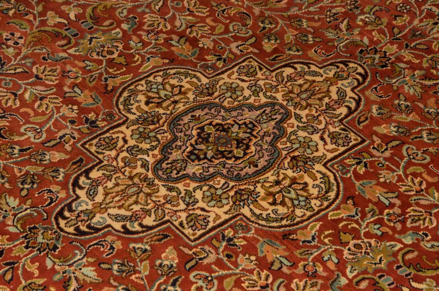 Silk Rug - Kashmir Silk - 244 x 168 cm - orange