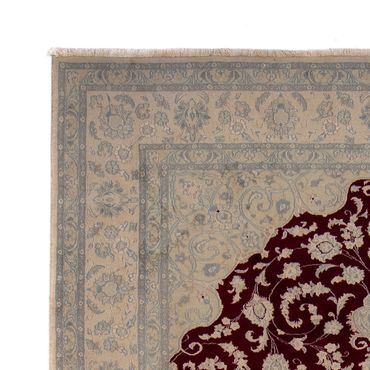 Perser Rug - Nain - 341 x 248 cm - dark red