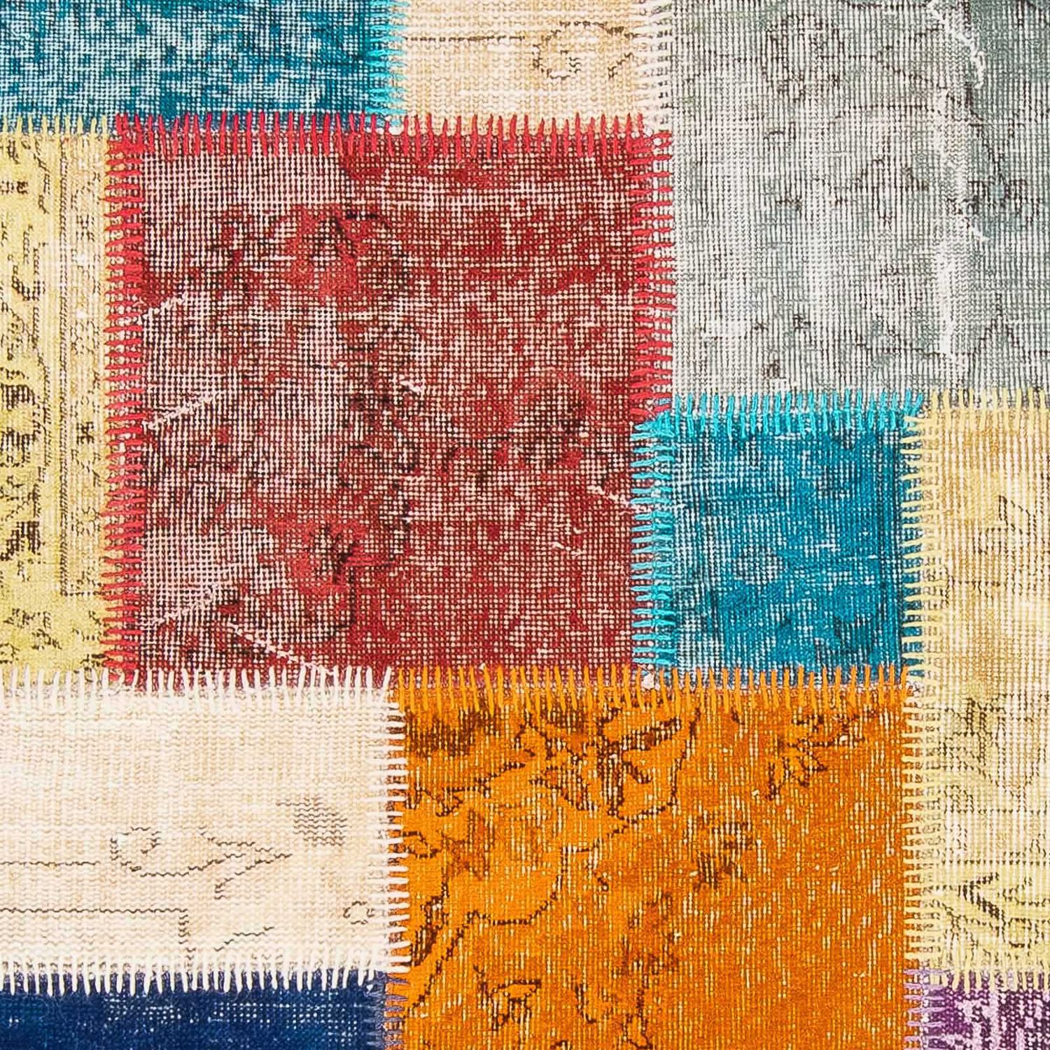 Patchwork Rug - 185 x 123 cm - multicolored