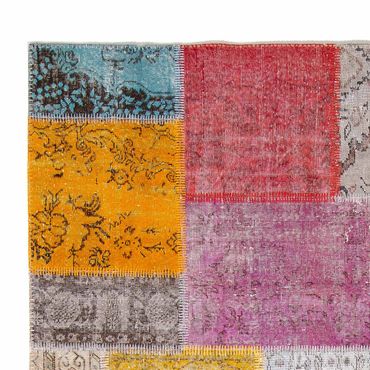 Patchwork Rug - 300 x 250 cm - multicolored