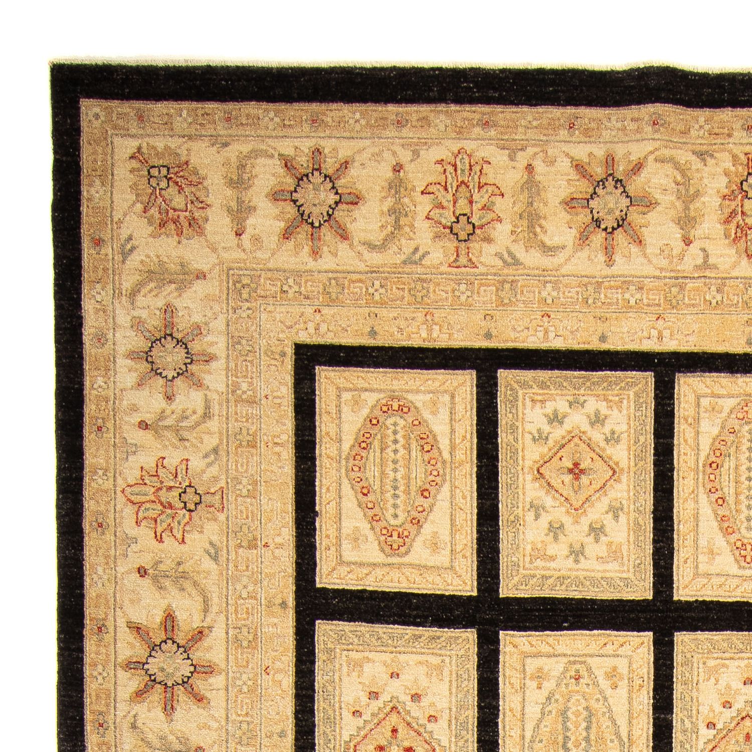 Ziegler Rug - Bakhtiari - 377 x 239 cm - light beige