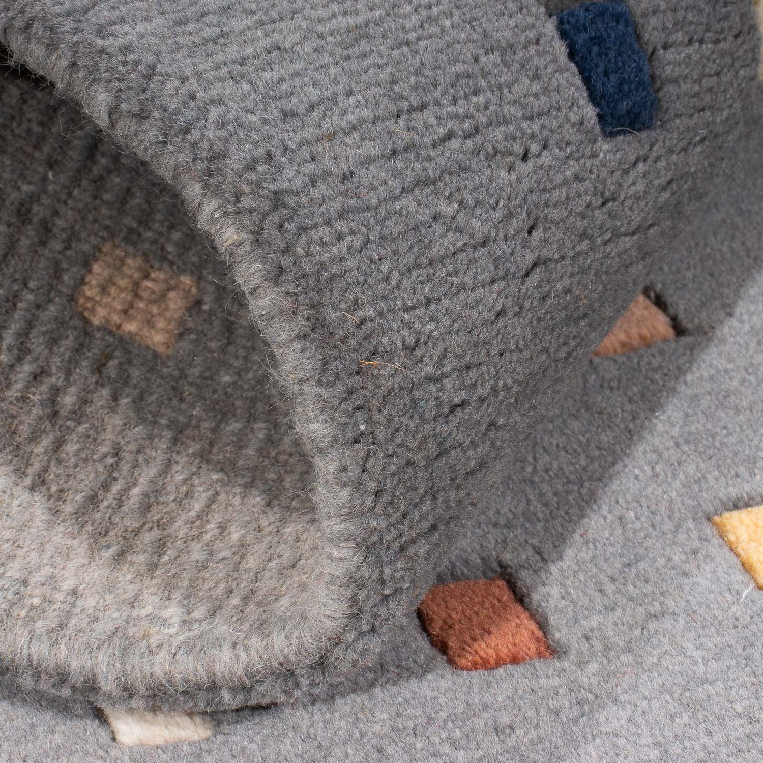 Nepal Rug - 140 x 70 cm - grey