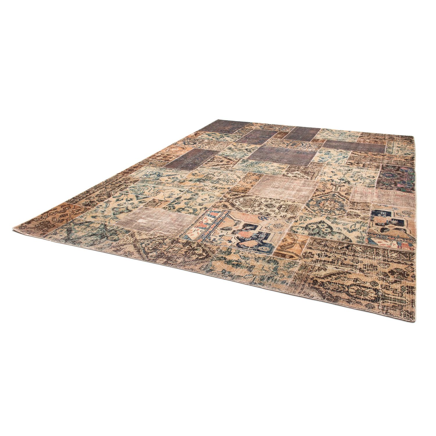 Patchwork Rug - 317 x 240 cm - multicolored