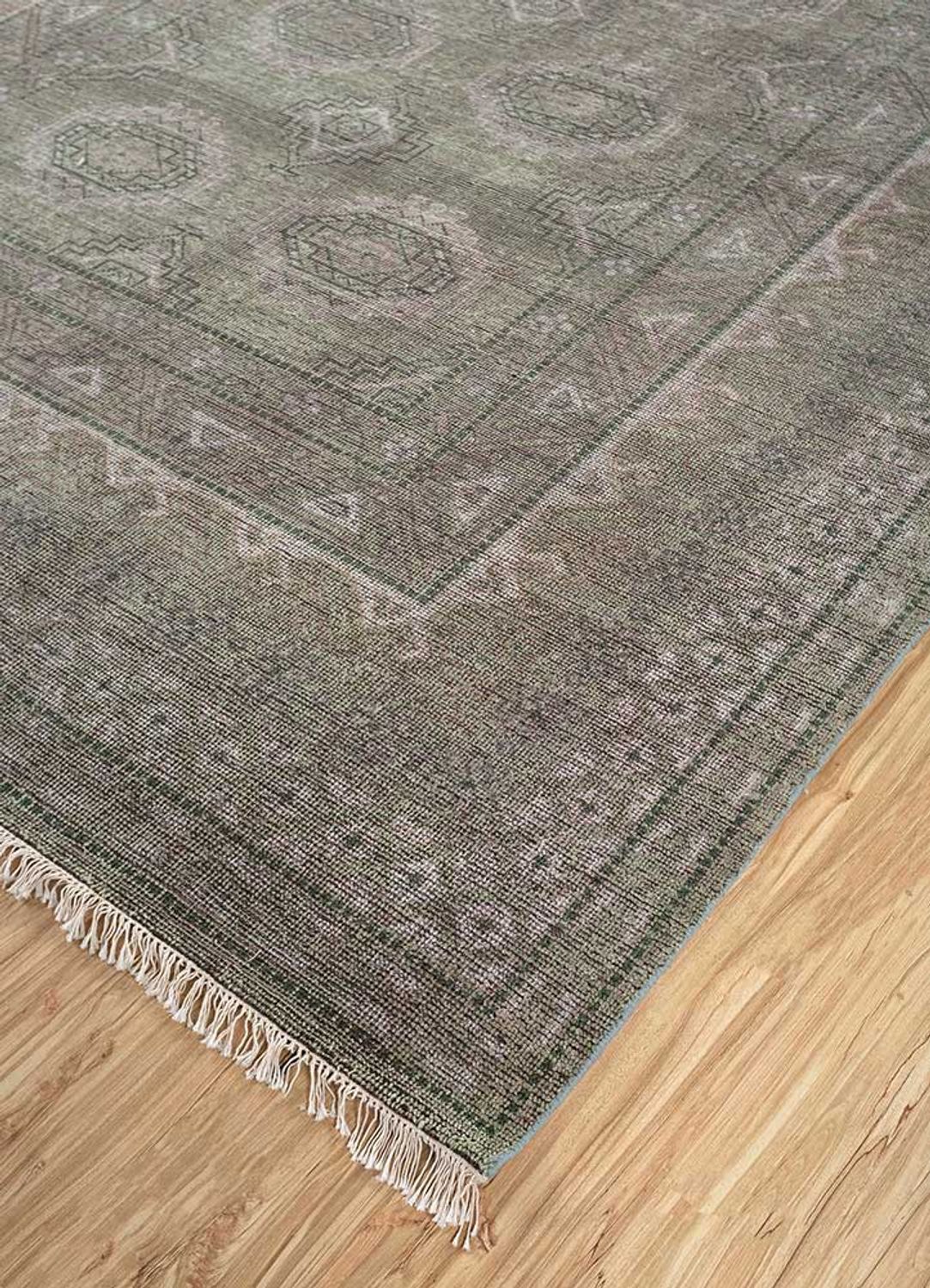 Wool Rug - 300 x 240 cm - grey