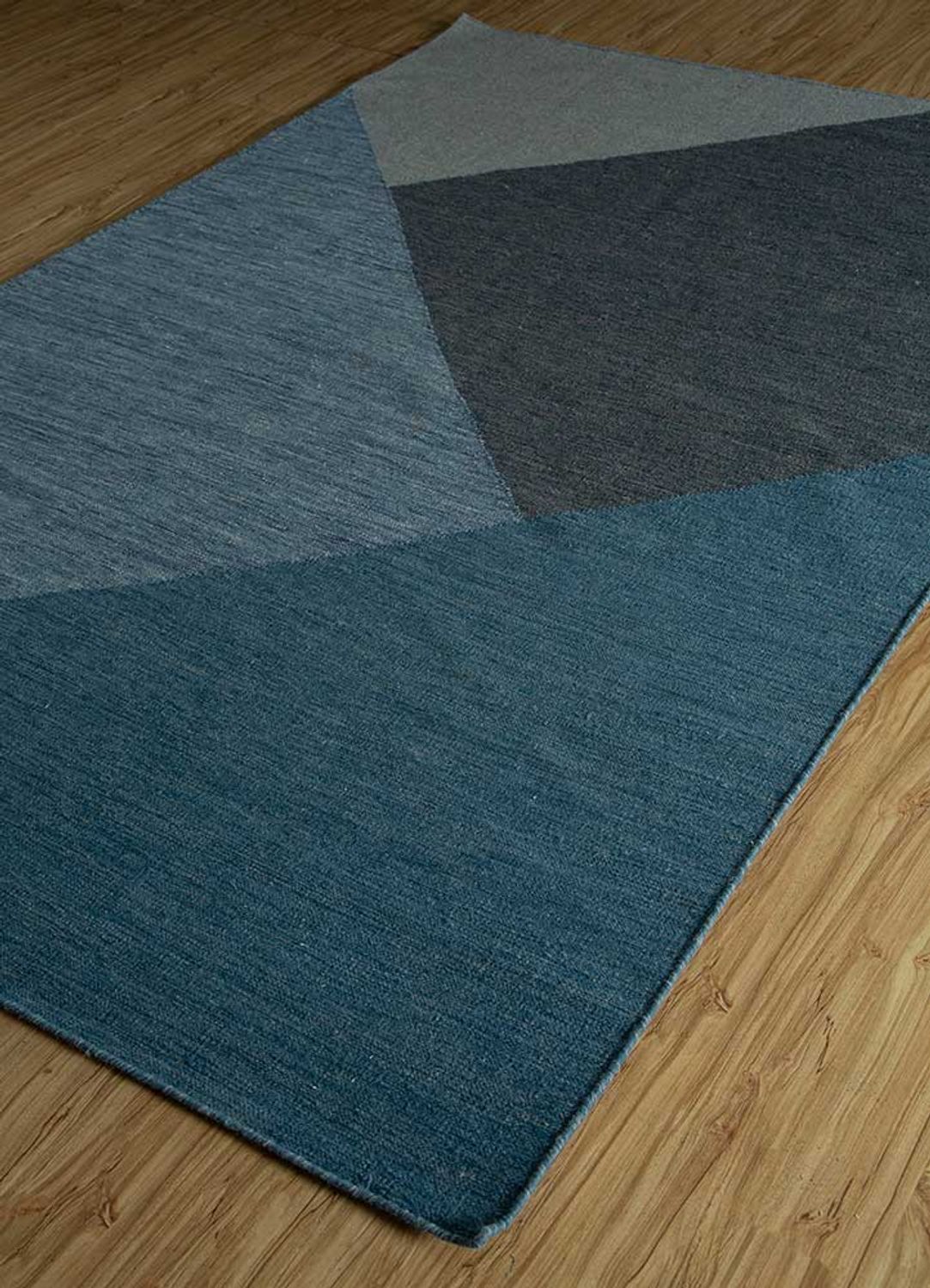 Wool Rug - 240 x 150 cm - multicolored