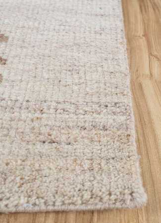 Wool Rug - 270 x 180 cm - beige