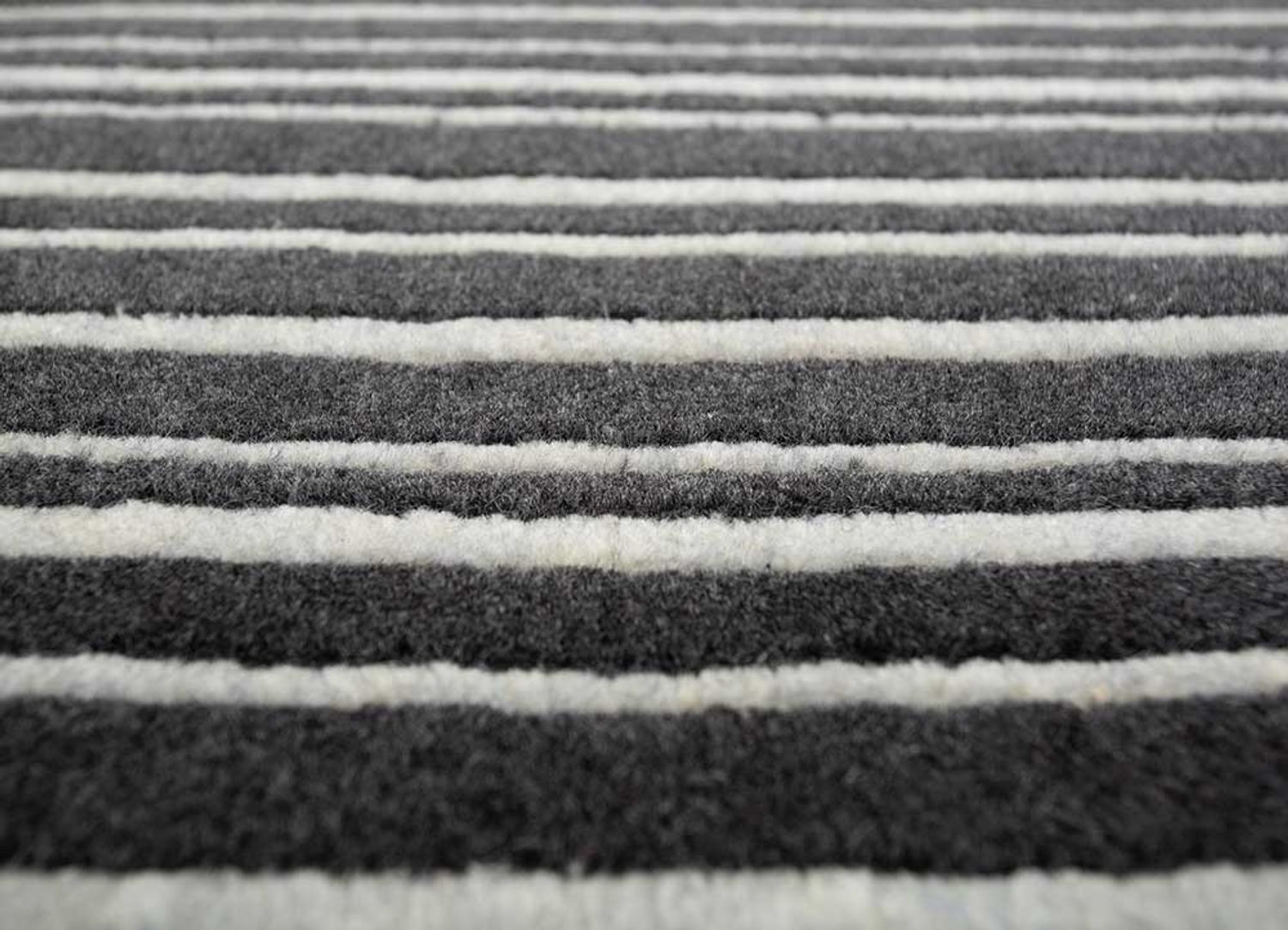 Wool Rug - 300 x 240 cm - anthracite