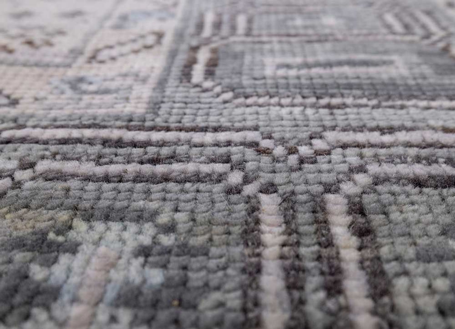 Wool Rug - 300 x 240 cm - silver