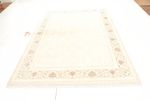 Oriental Rug - 240 x 176 cm - white