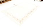 Oriental Rug - 240 x 176 cm - white