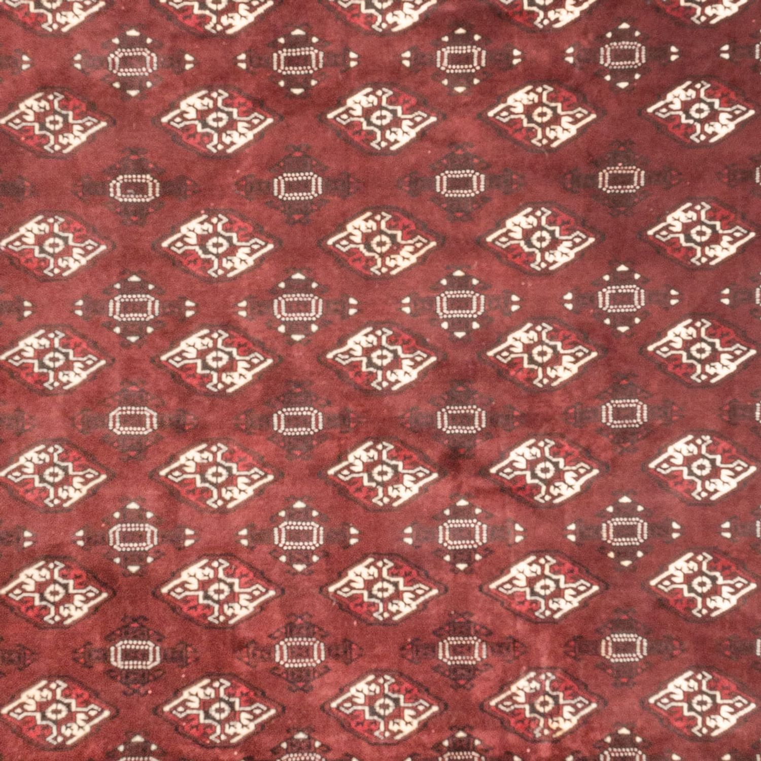 Turkaman Rug - 380 x 260 cm - dark red