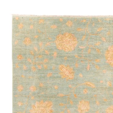 Ziegler Rug - 344 x 251 cm - light green