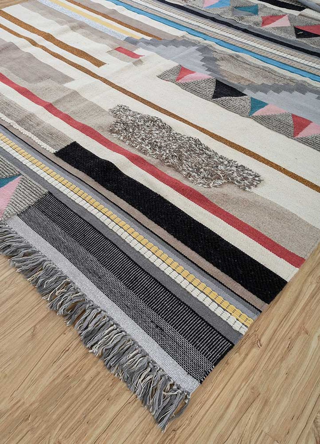 Wool Rug - 360 x 270 cm - multicolored