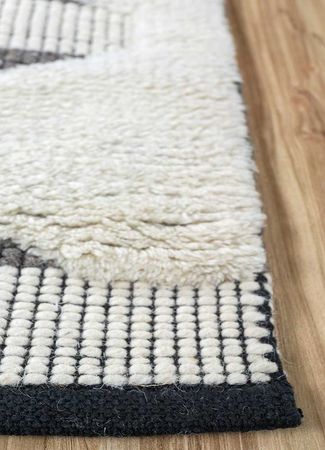 Wool Rug - 210 x 150 cm - sand