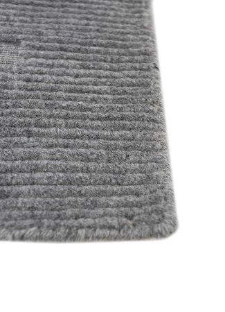 Wool Rug - 270 x 180 cm - grey