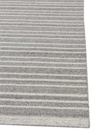Wool Rug - 270 x 180 cm - cream