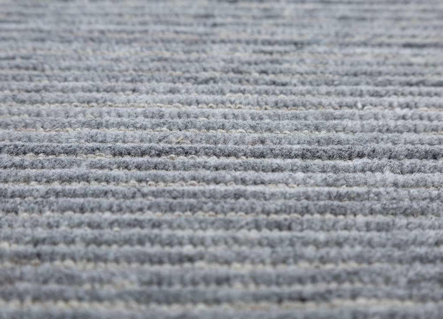 Wool Rug - 270 x 180 cm - grey