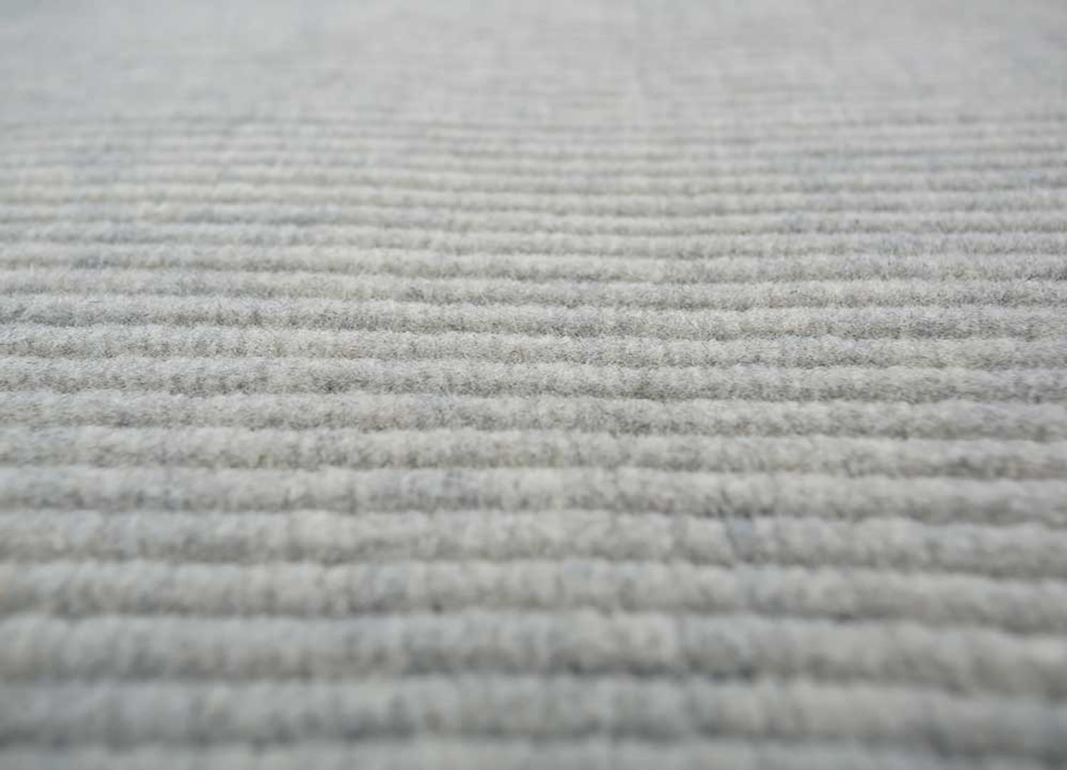 Wool Rug - 270 x 180 cm - light grey