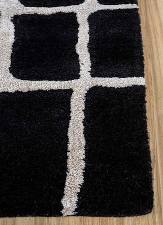 Wool Rug - 240 x 150 cm - black and white