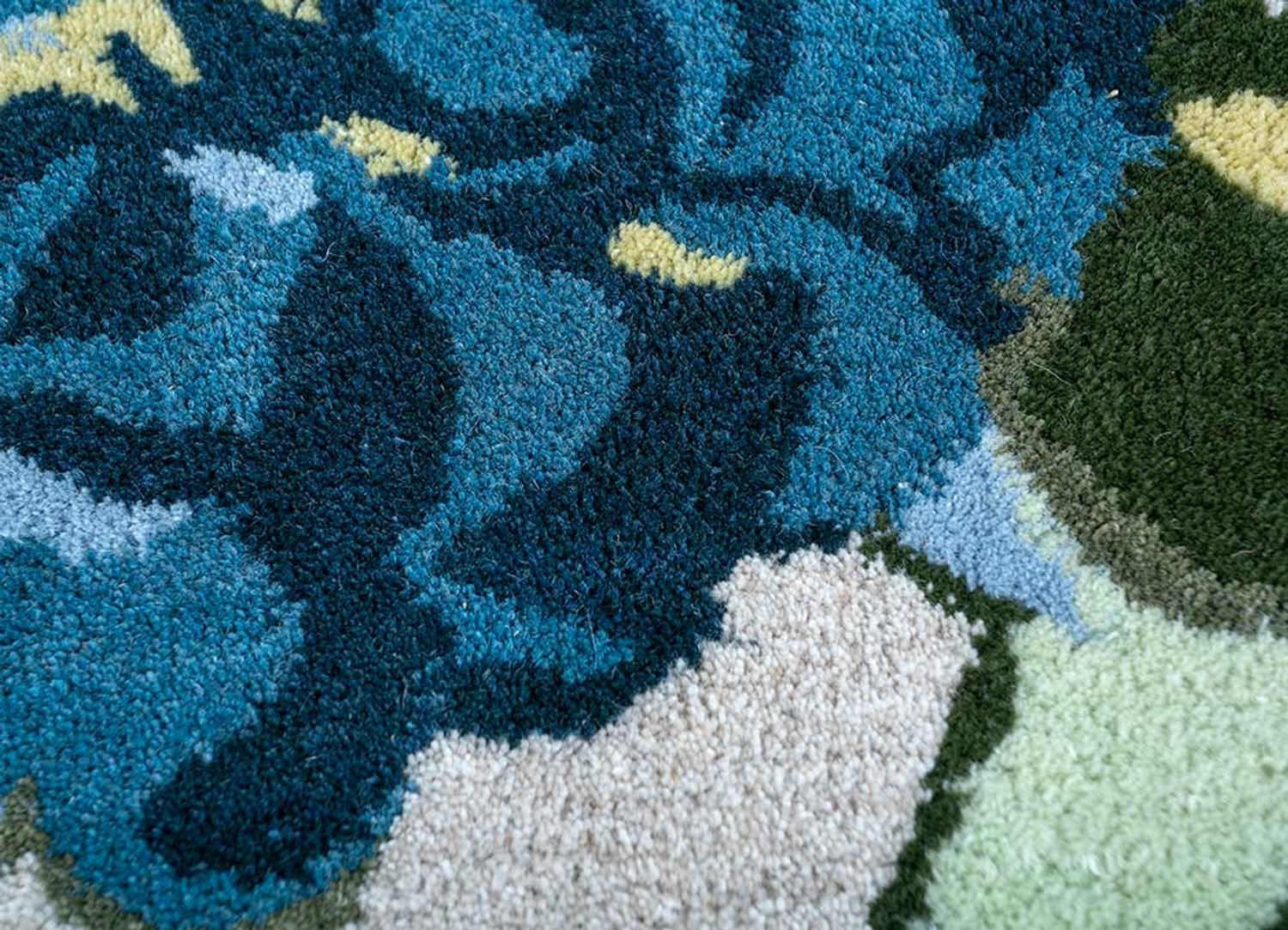 Wool Rug - 240 x 150 cm - blue