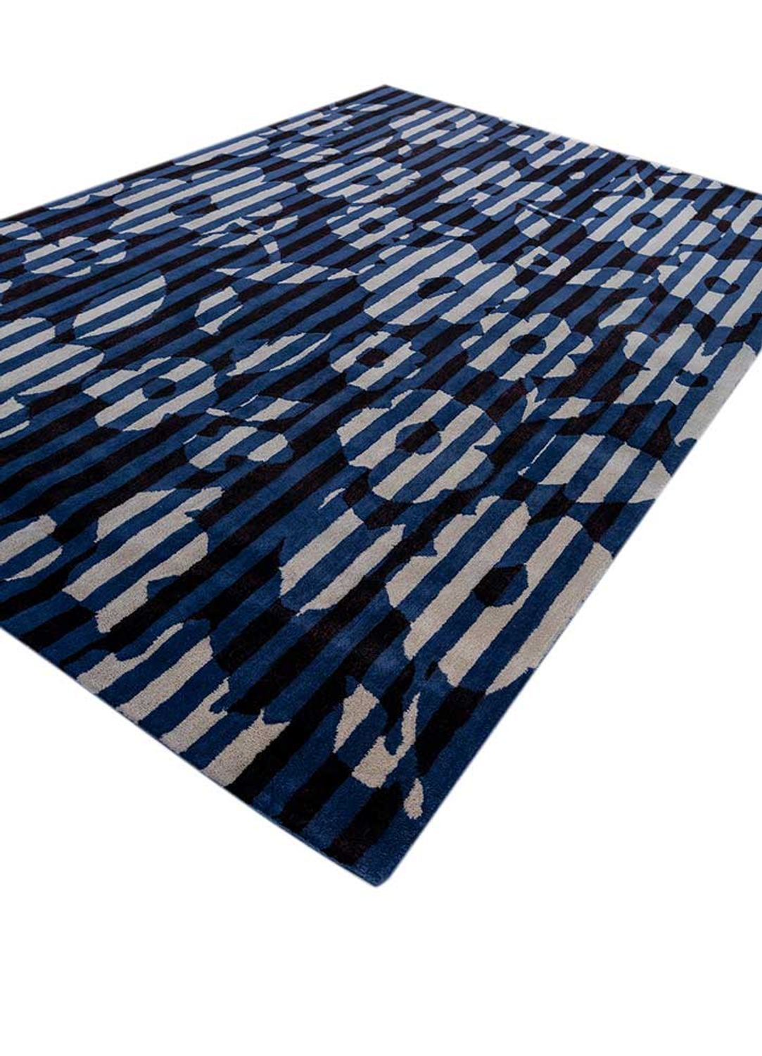 Wool Rug - 270 x 180 cm - multicolored