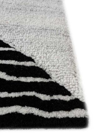 Wool Rug - 270 x 180 cm - multicolored