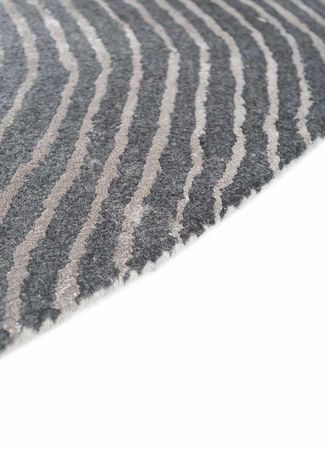 Wool Rug other shape  - 180 x 150 cm - grey