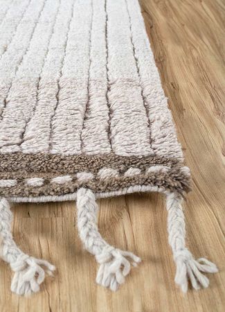 Wool Rug - 270 x 180 cm - gold