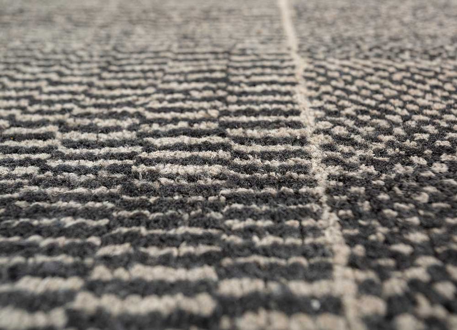 Wool Rug - 340 x 260 cm - grey