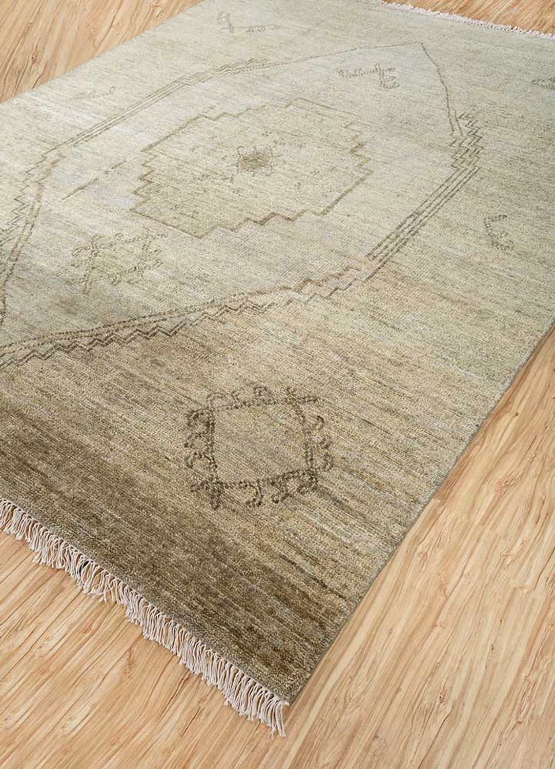 Wool Rug - 270 x 180 cm - sand