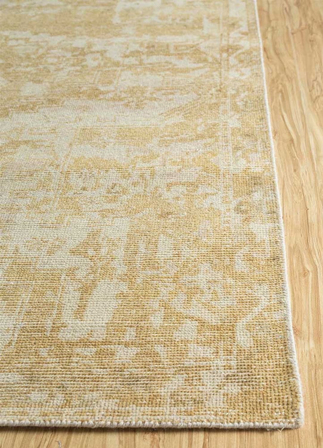 Wool Rug - 300 x 240 cm - gold