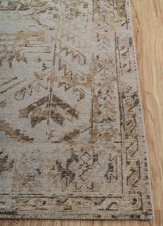 Wool Rug - 300 x 240 cm - gold