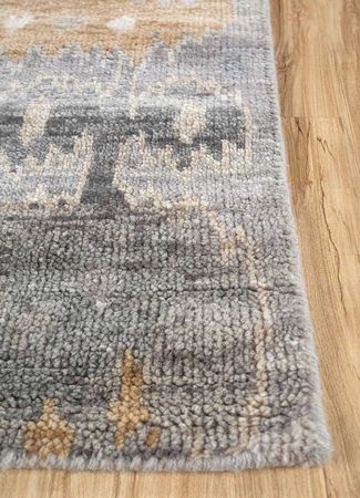 Wool Rug - 270 x 180 cm - multicolored