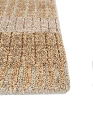 Wool Rug - 270 x 180 cm - cream