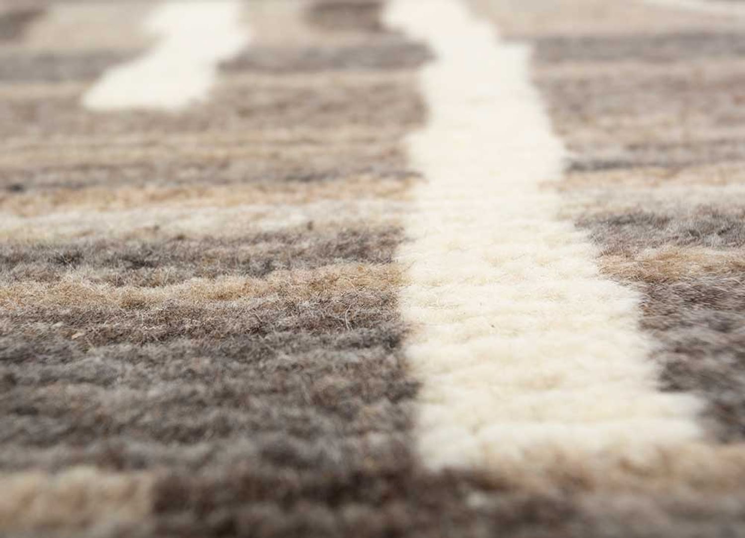 Wool Rug - 360 x 270 cm - beige