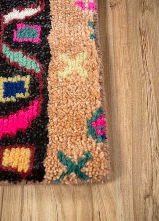 Wool Rug - 90 x 60 cm - gold