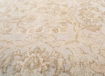Designer Rug - 300 x 240 cm - cream