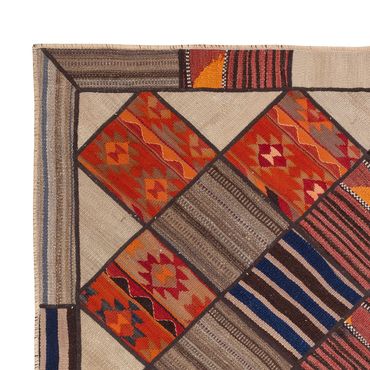 Patchwork Rug - 230 x 160 cm - multicolored