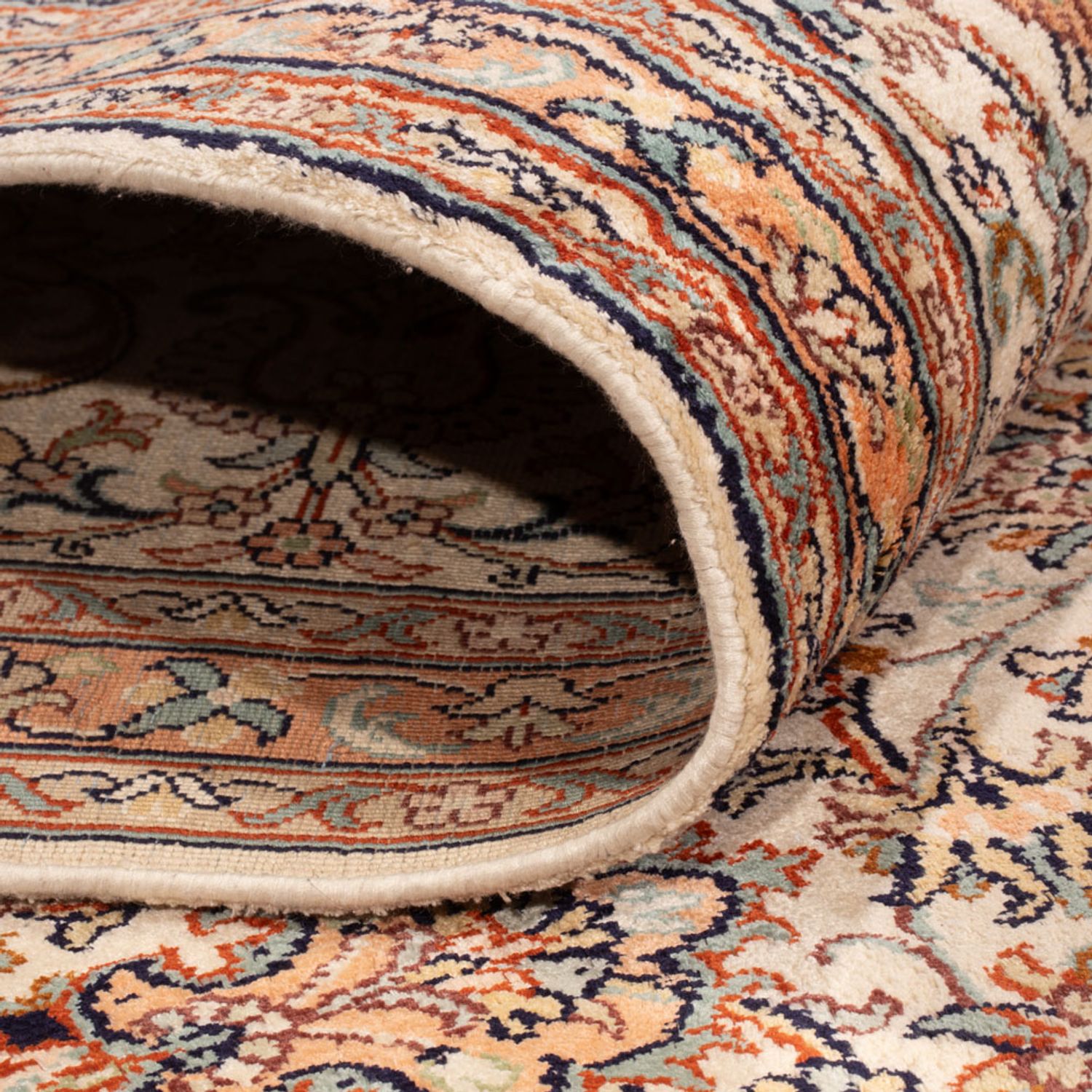 Silk Rug - Kashmir Silk - 309 x 213 cm - sand